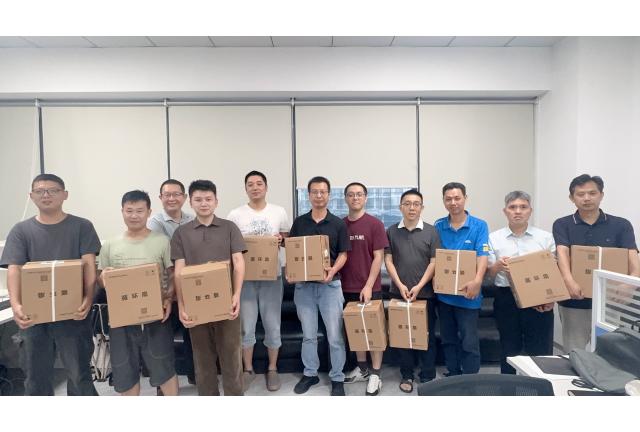 加華父親節(jié)暖心致敬：感恩“爸”氣擔(dān)當(dāng)，禮獻職場父親